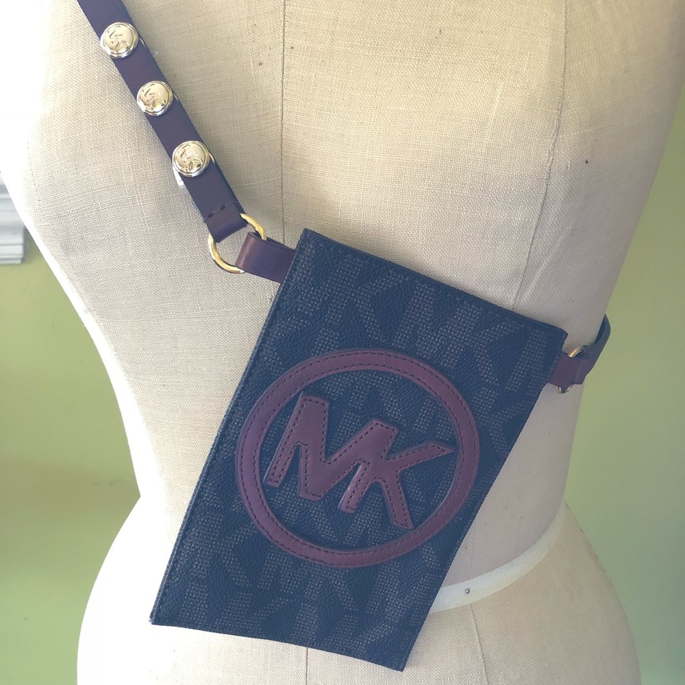 Michael Kors small hip bag
